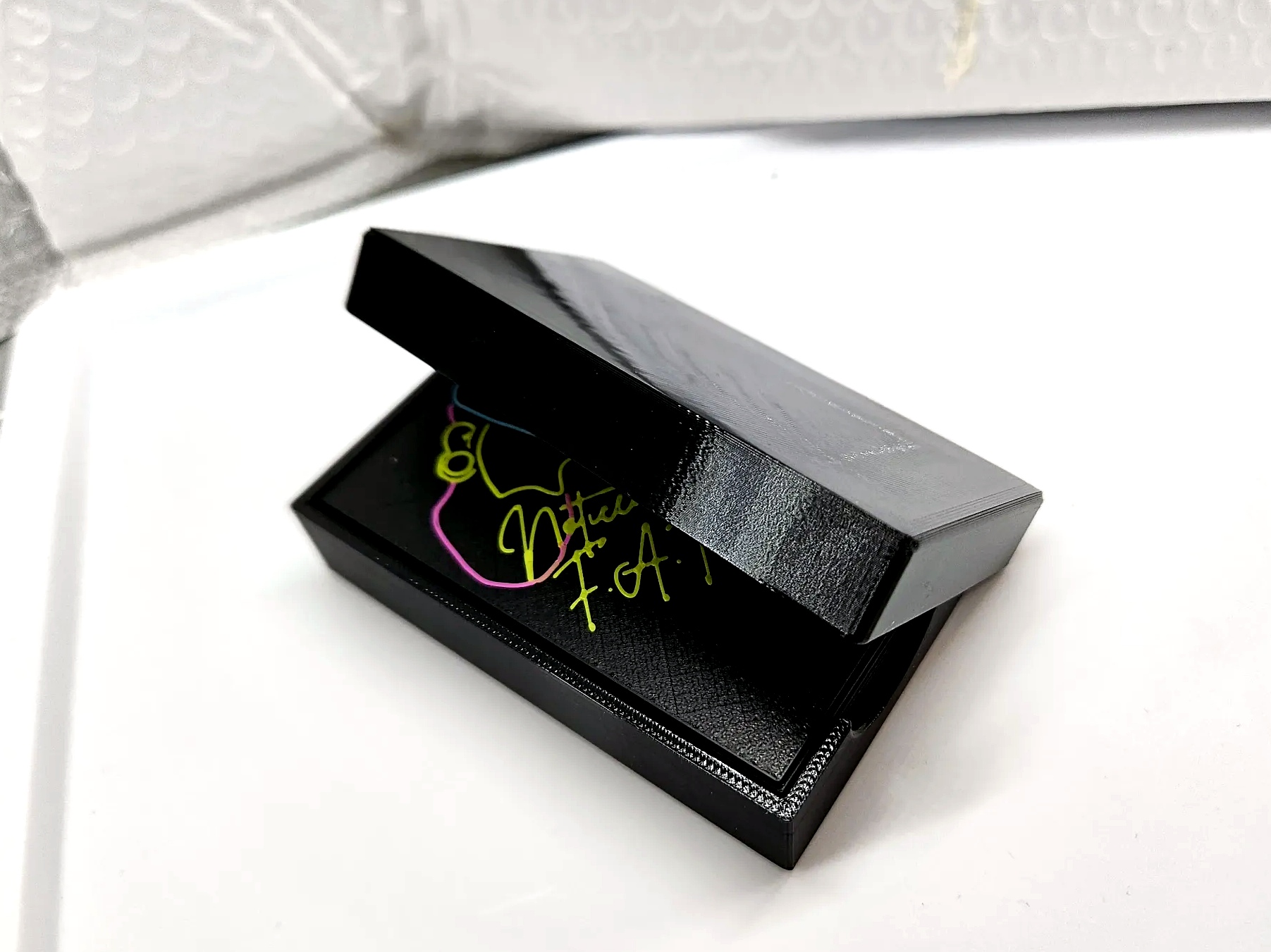 Business Card Holder gallery image 2